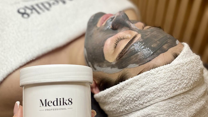 Kosmetické produkty Medik8 1